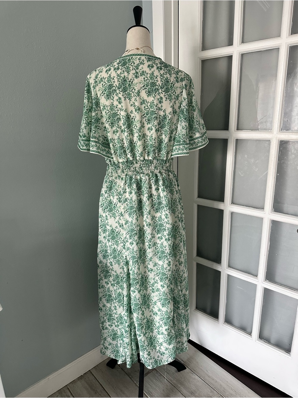 Max Studio Green and Cream Floral Wrap Maxi Dress - Picture 7 of 10